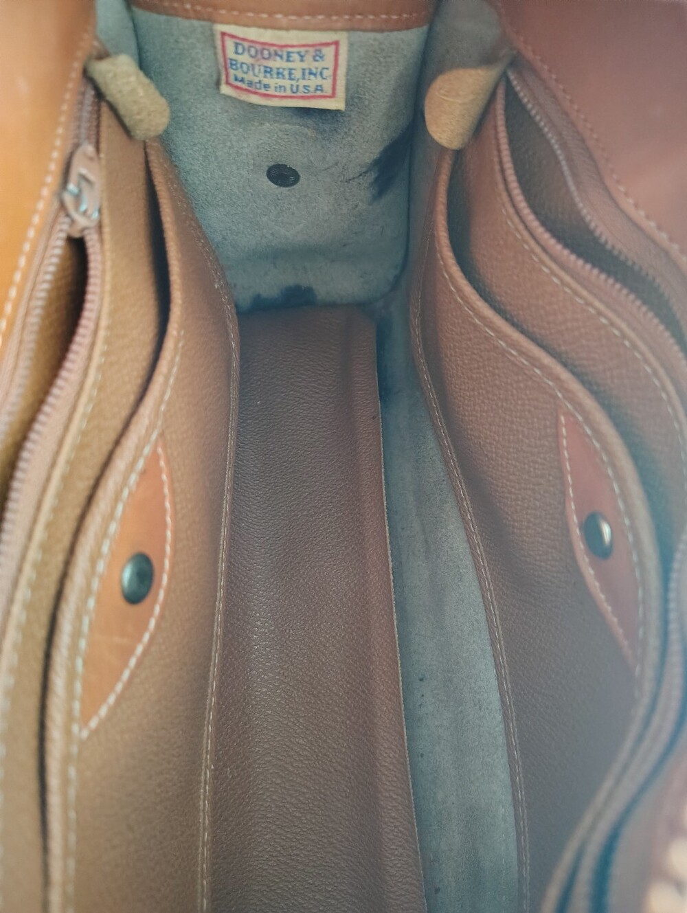 Vintage Dooney & Bourke All-Weather Leather Zip Crossbody Bag - AS IS - Picture 10 of 10